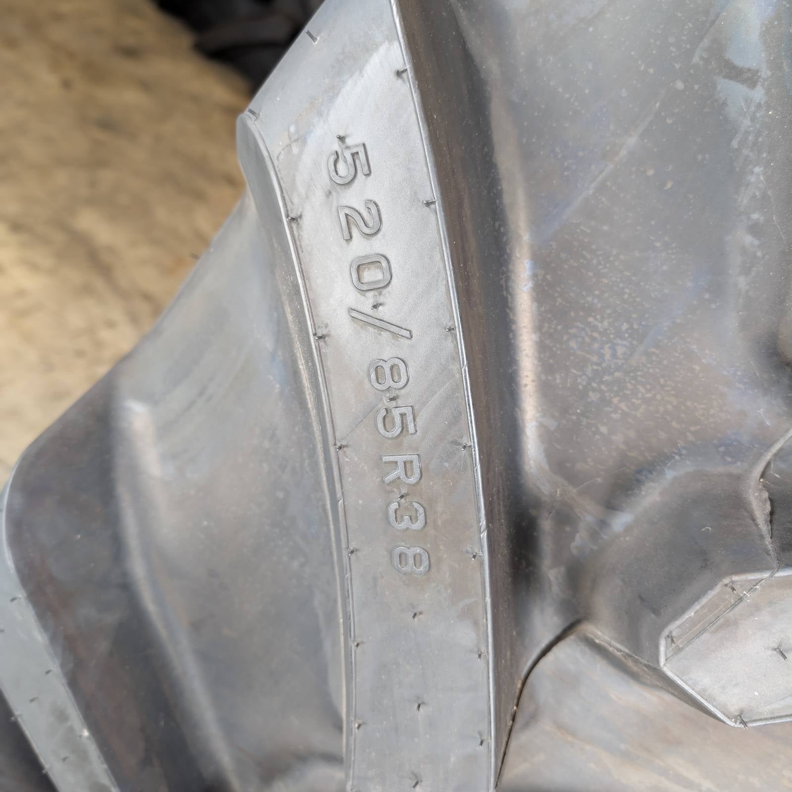 520/85R38 (20.8R38) Bridgestone VX-Tractor 160D/157E NEW*