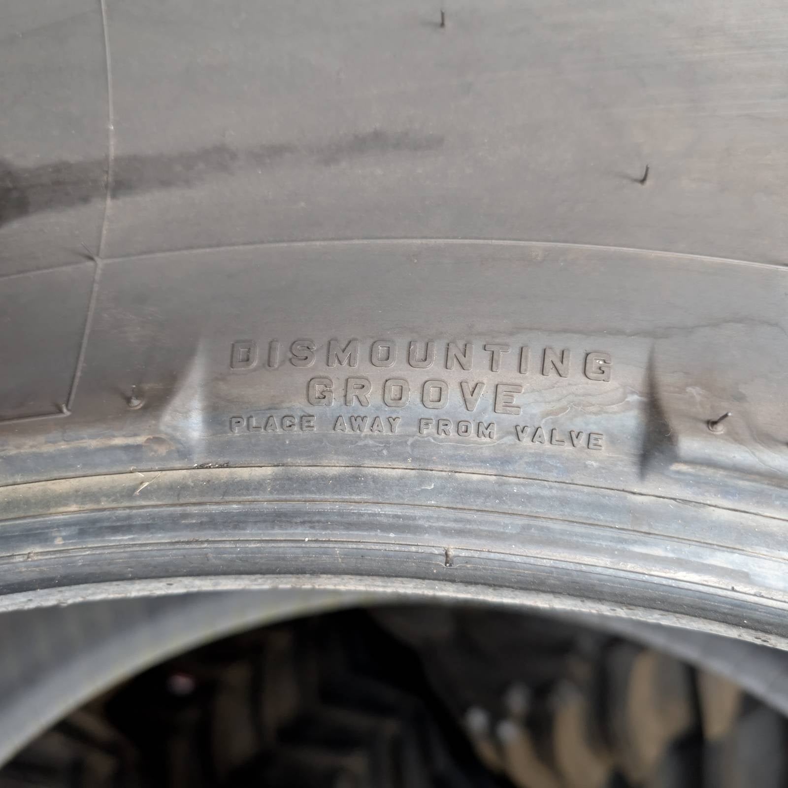 520/85R38 (20.8R38) Bridgestone VX-Tractor 160D/157E NEW*