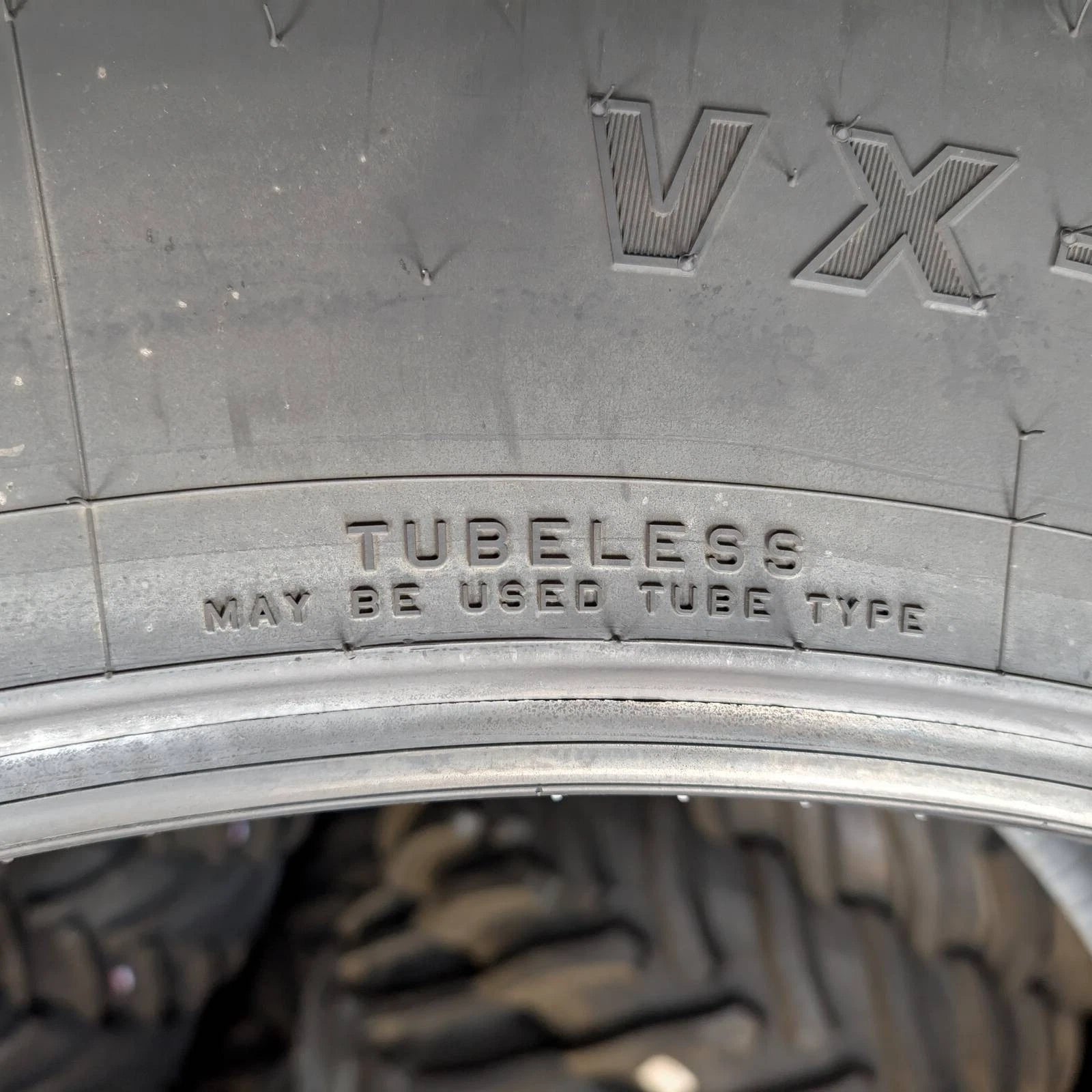 460/85R42 Bridgestone VX-Tractor 156D/153E
