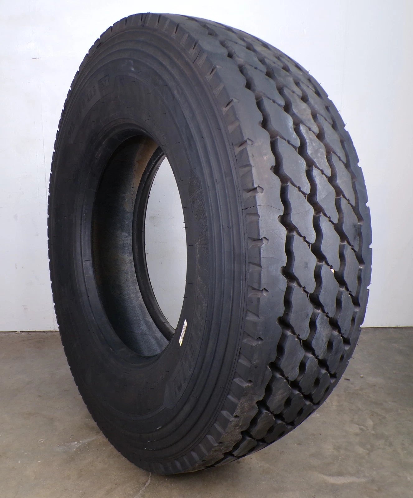 315/80R22.5 Michelin X Works Z Used