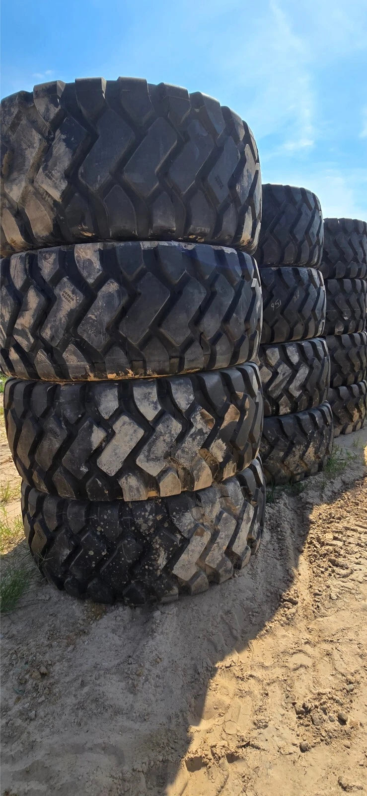 26.5R25 (26.5x25 26.5-25) 209/193A2 CAMSO WHL 553R TL