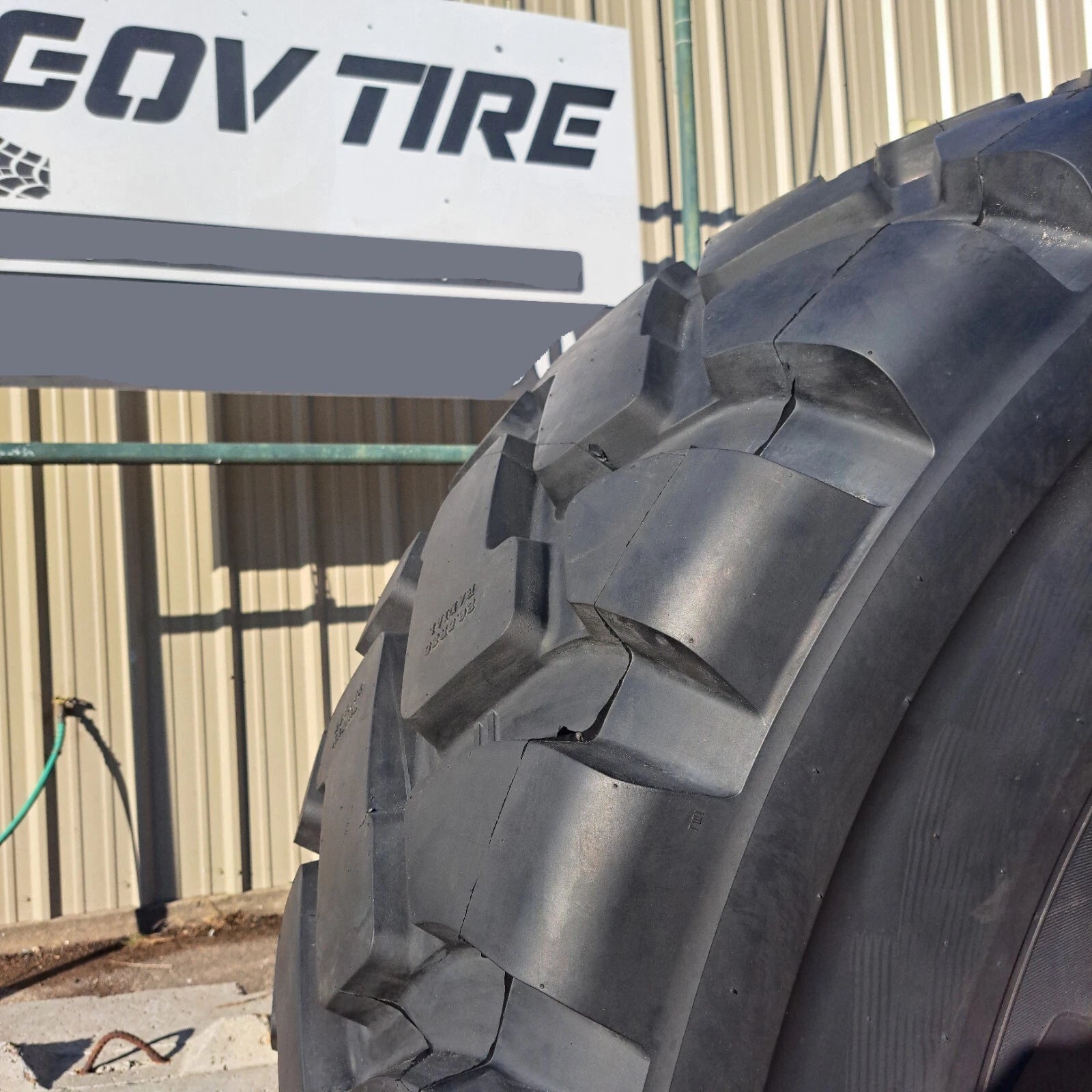 26.5R25 (26.5x25 26.5-25) 209/193A2 CAMSO WHL 553R TL