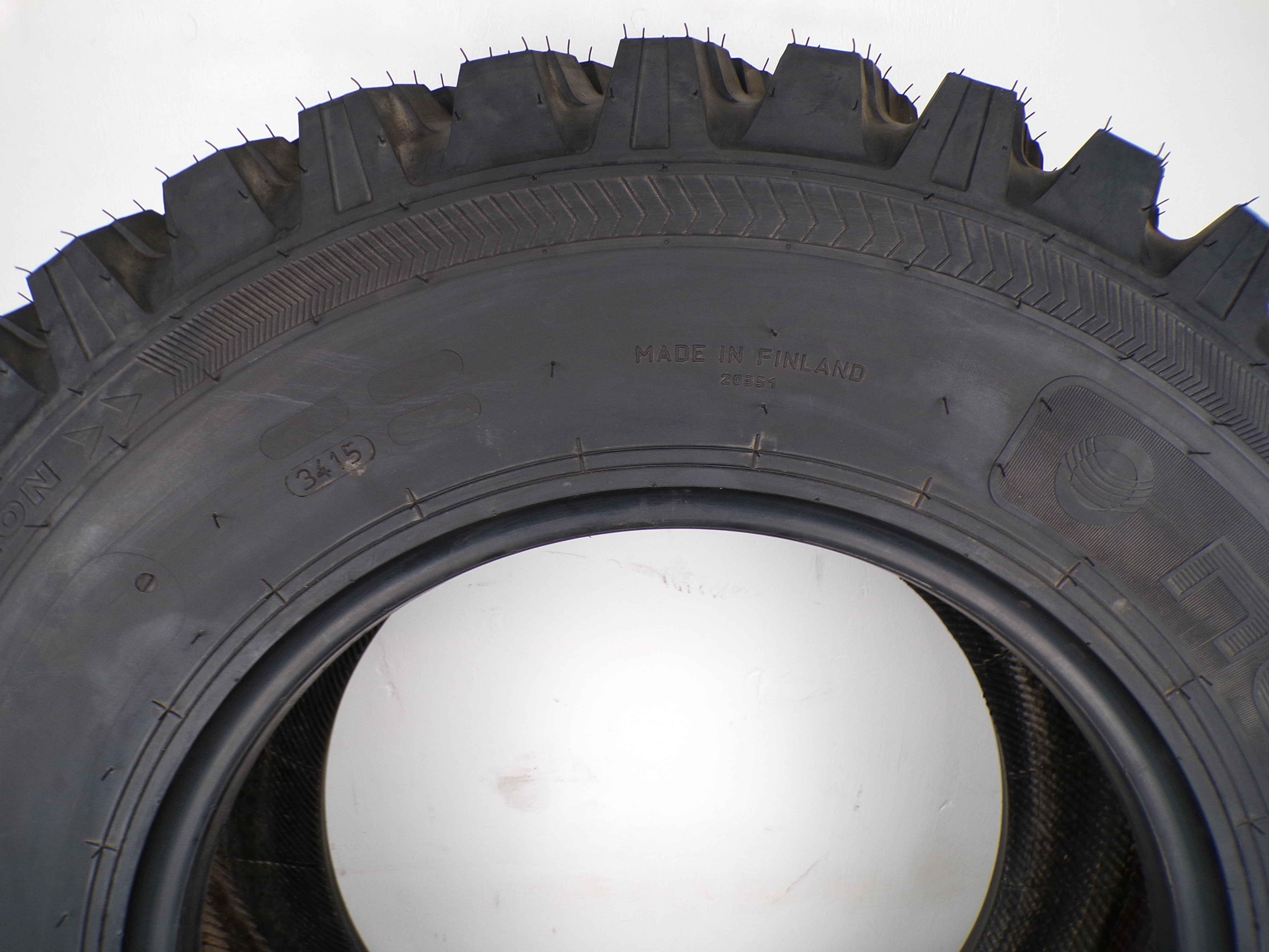 360/80R24 143A8/138D Nokian TRI 2 TL NEW