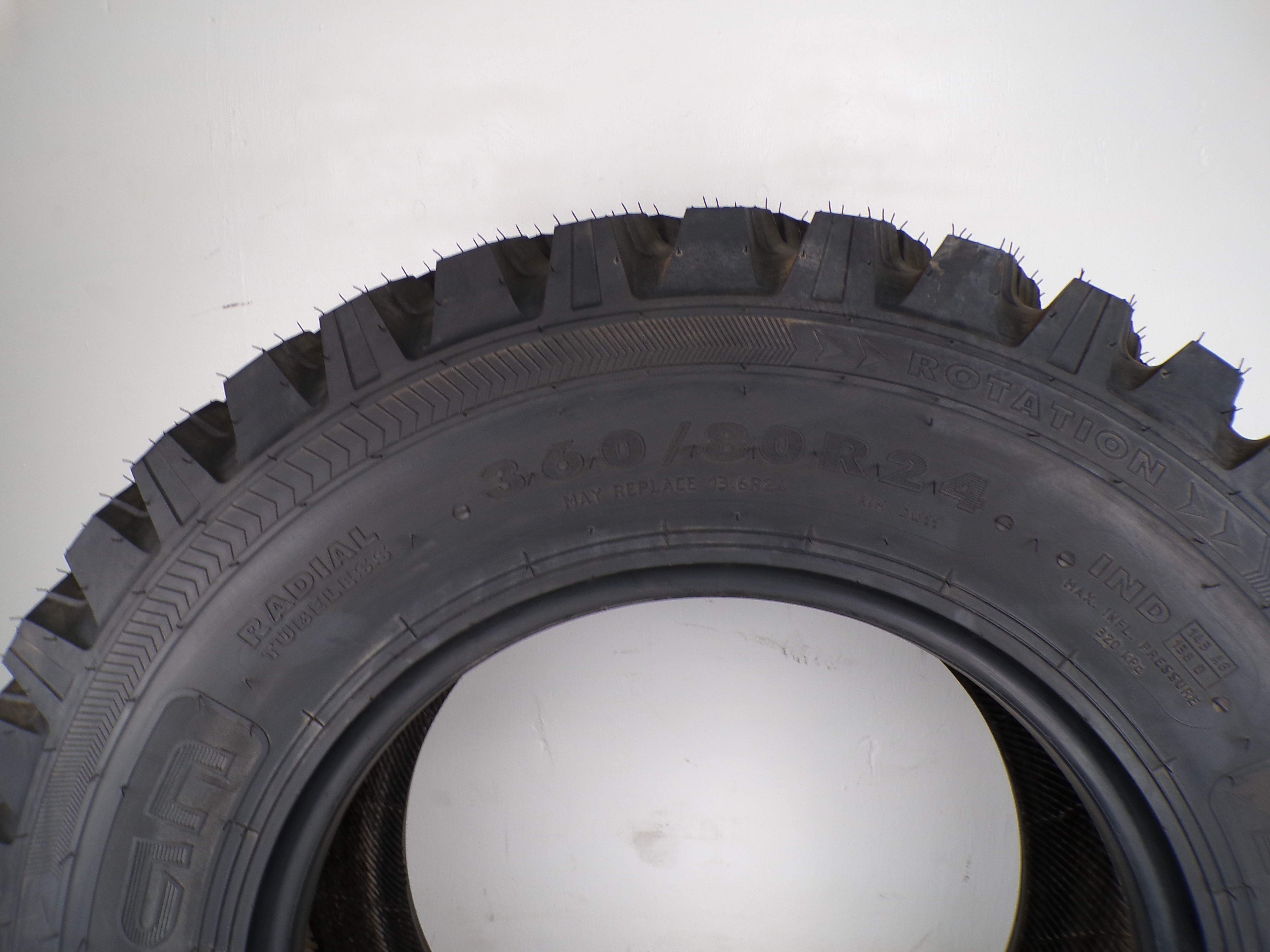 360/80R24 143A8/138D Nokian TRI 2 TL NEW