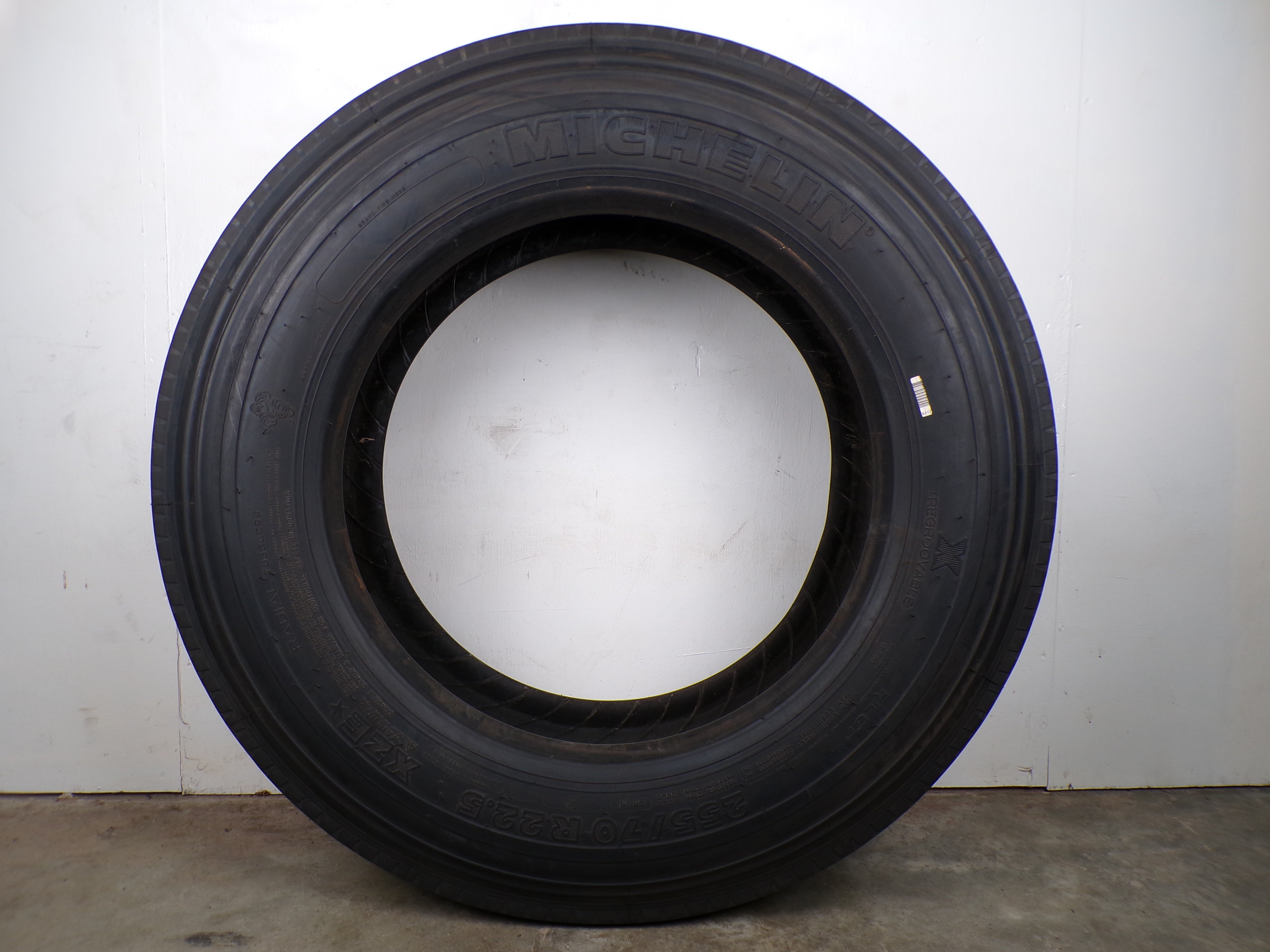 255/70R22.5 Michelin XZE New