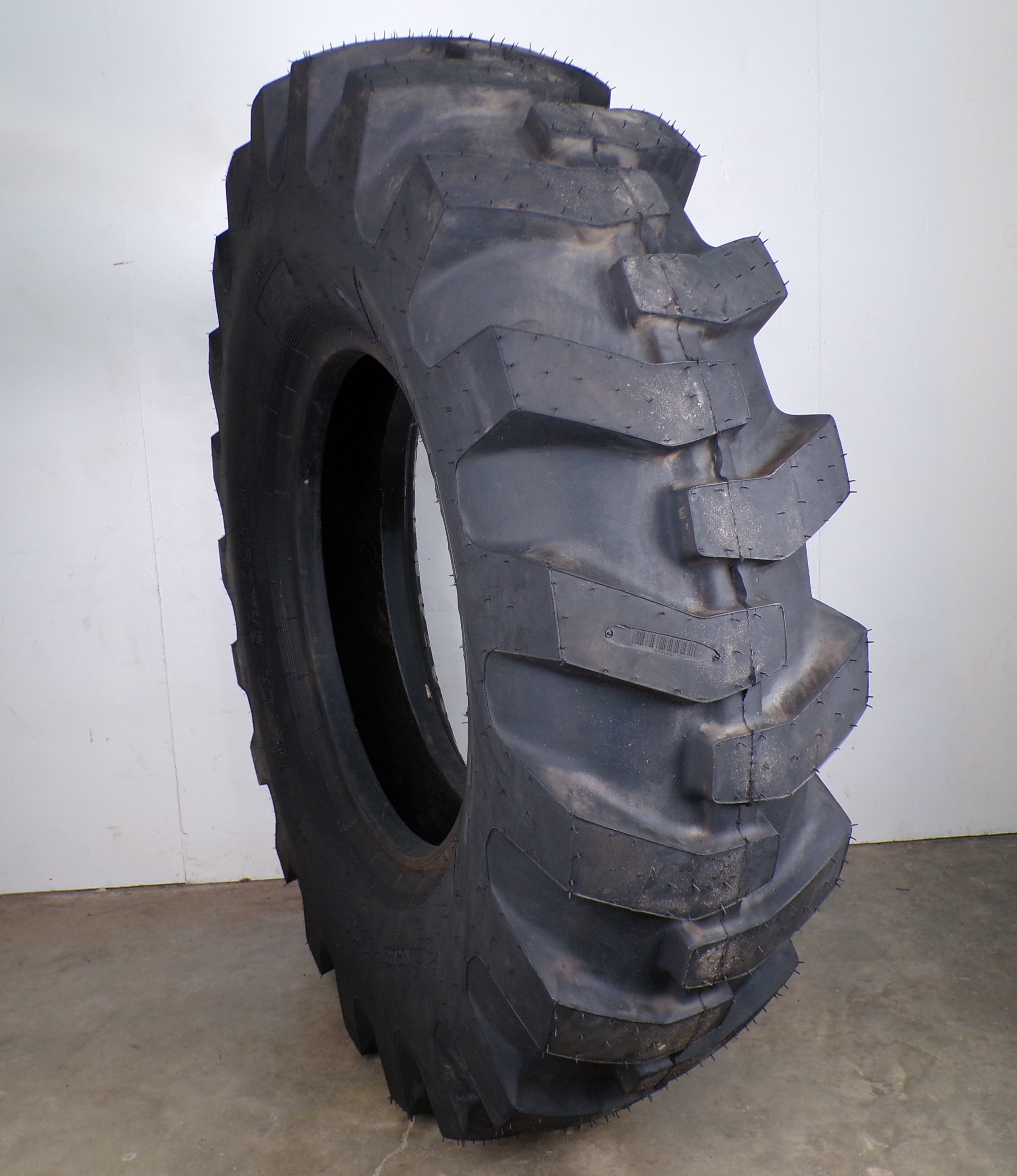 13.00-24 Titan Motor Grader 2 New