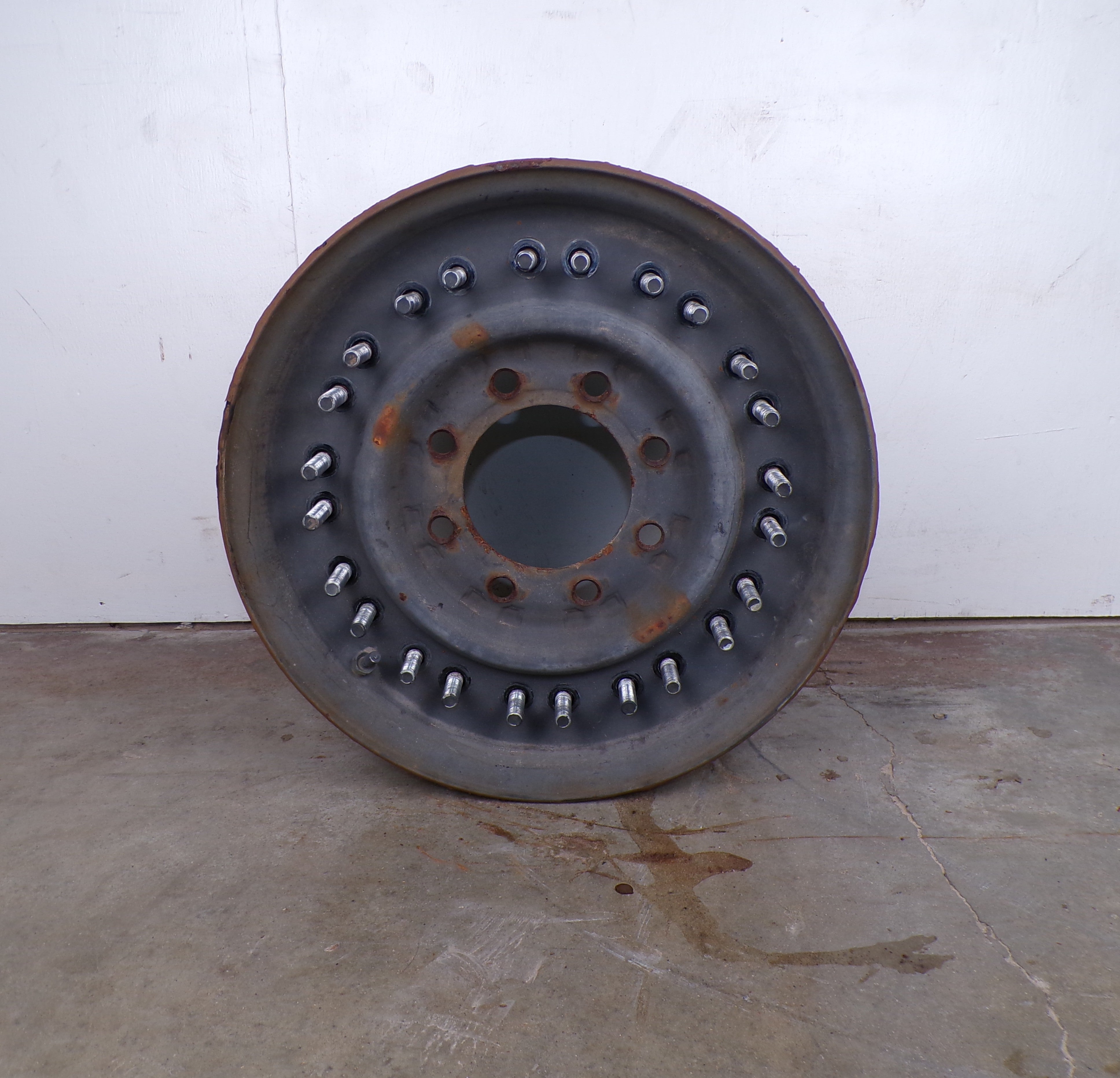 37X12.50R16.5 8x6.5 Hummer Wheels