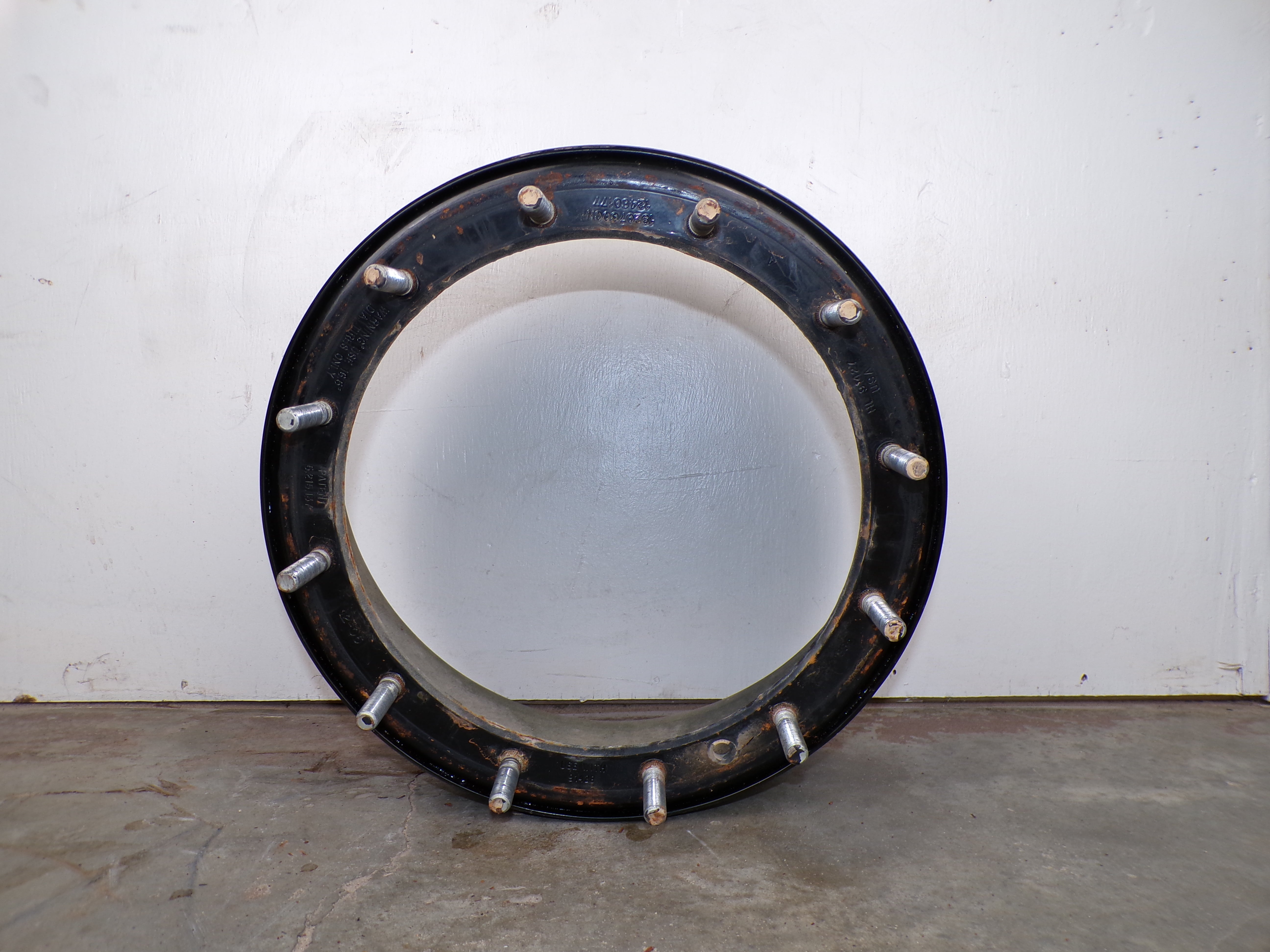 37X12.50R16.5 8x6.5 Hummer Wheels