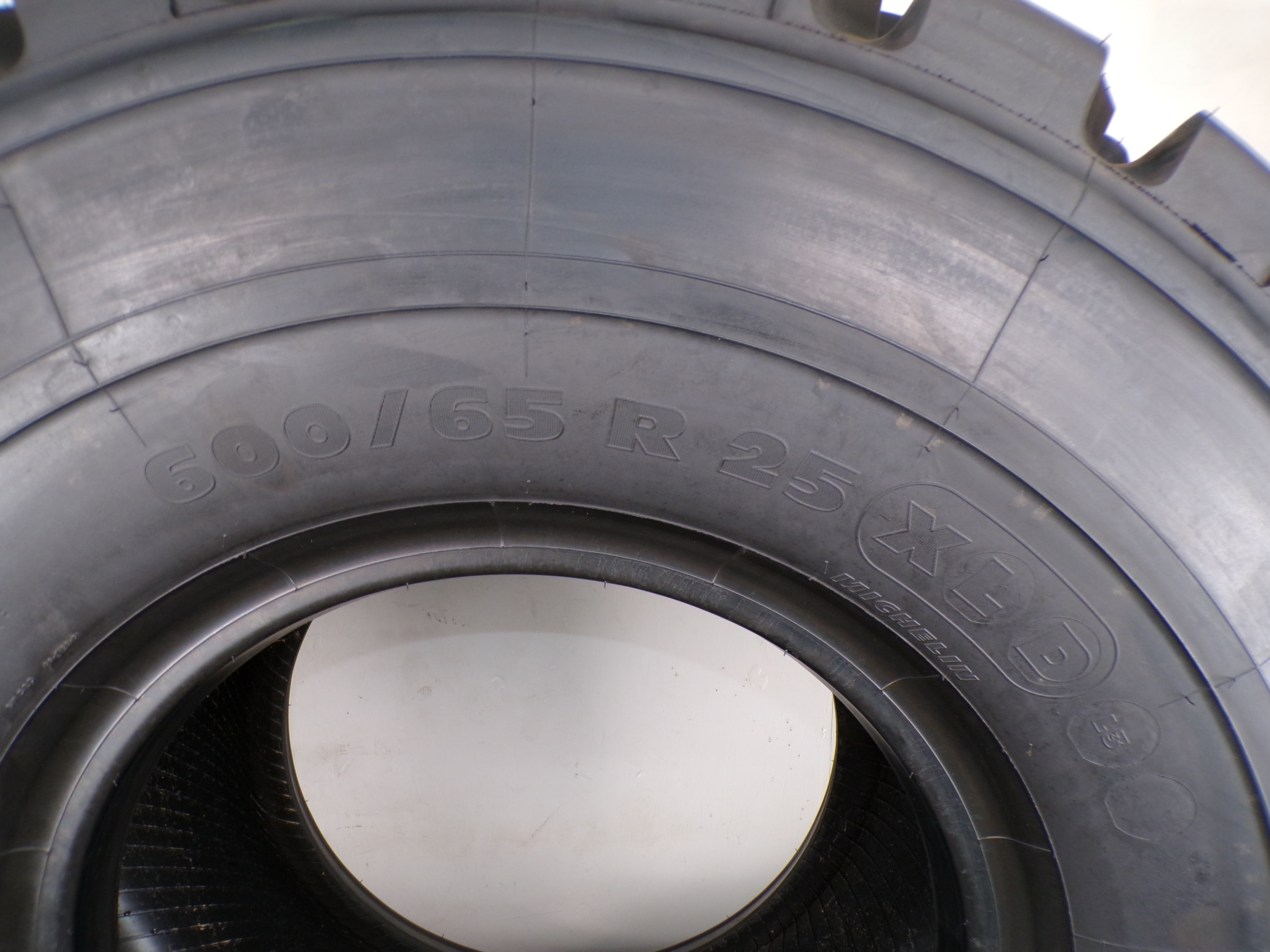 600/65R25 Michelin XLD NEW