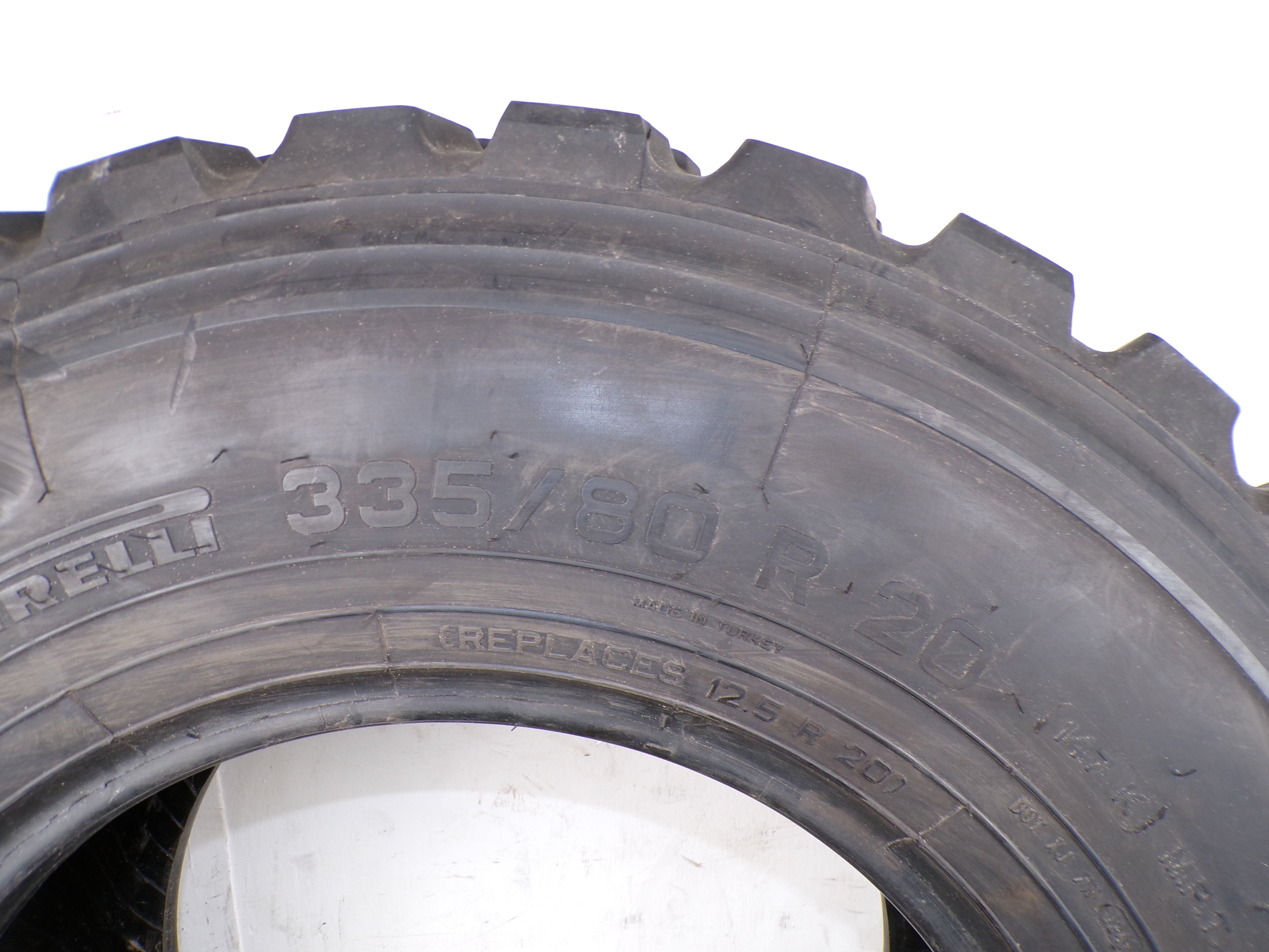 335/80R20 Pirelli Pista Used