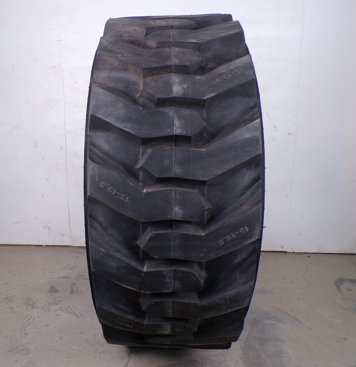 15-19.5 TVS Eurogrip Industrial 14PLY NEW
