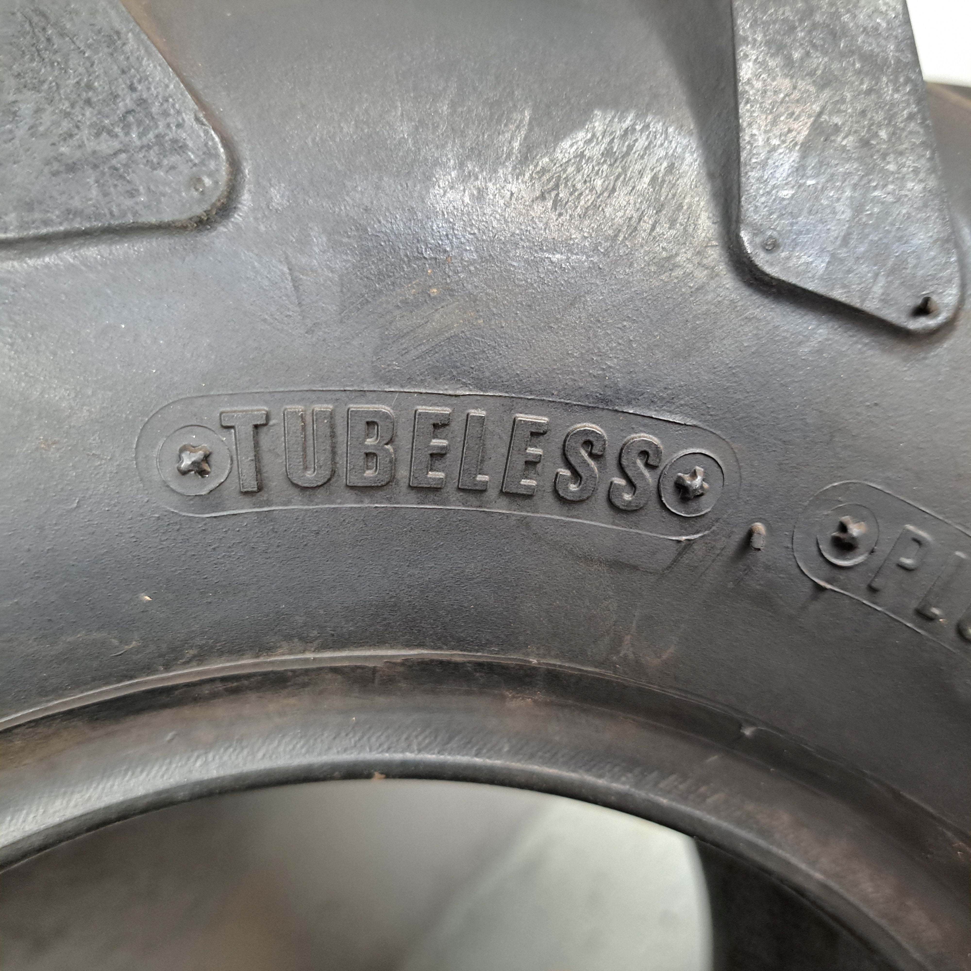 18x8.50-8 (220/60-8) Trelleborg T463 Plus TL