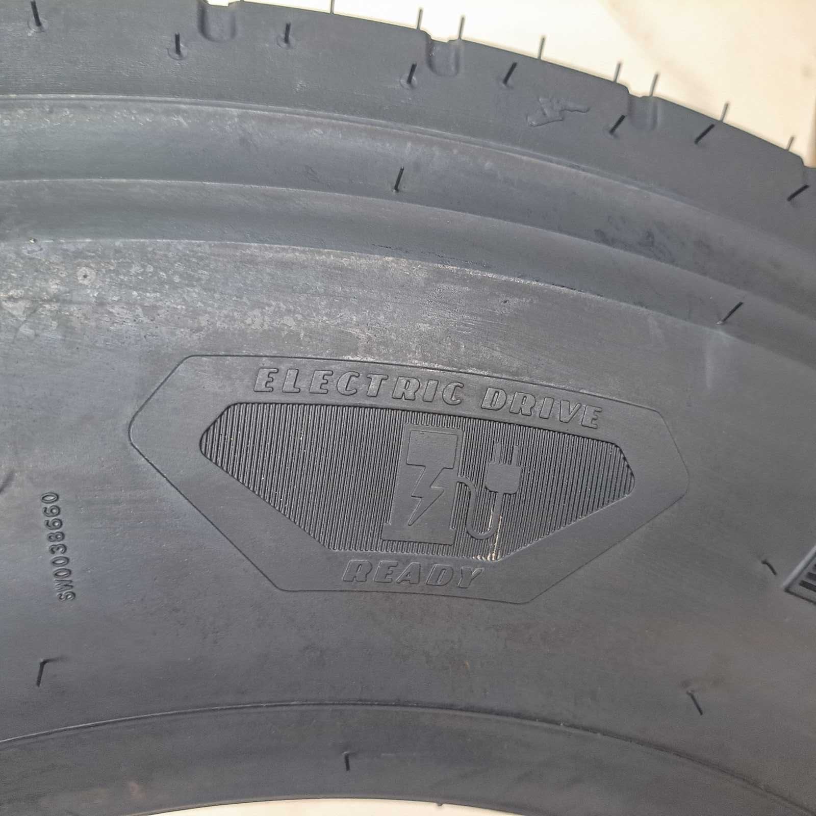 215/75R17.5 Goodyear Endurance RSA ULT Tire