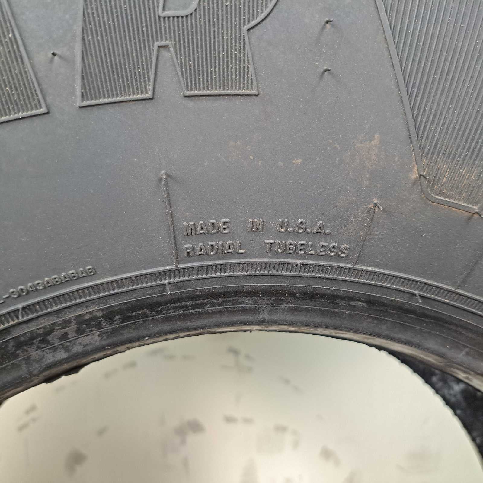 37X12.50R16.50 Goodyear Wrangler enforcer MT used