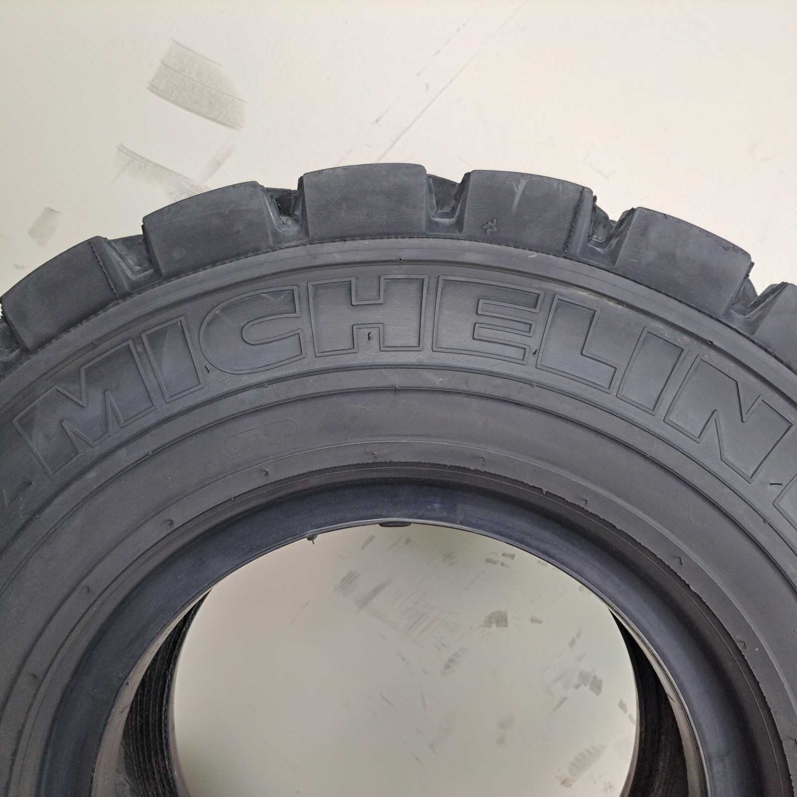 8.25R15 Michelin XZM Stabil'X Used