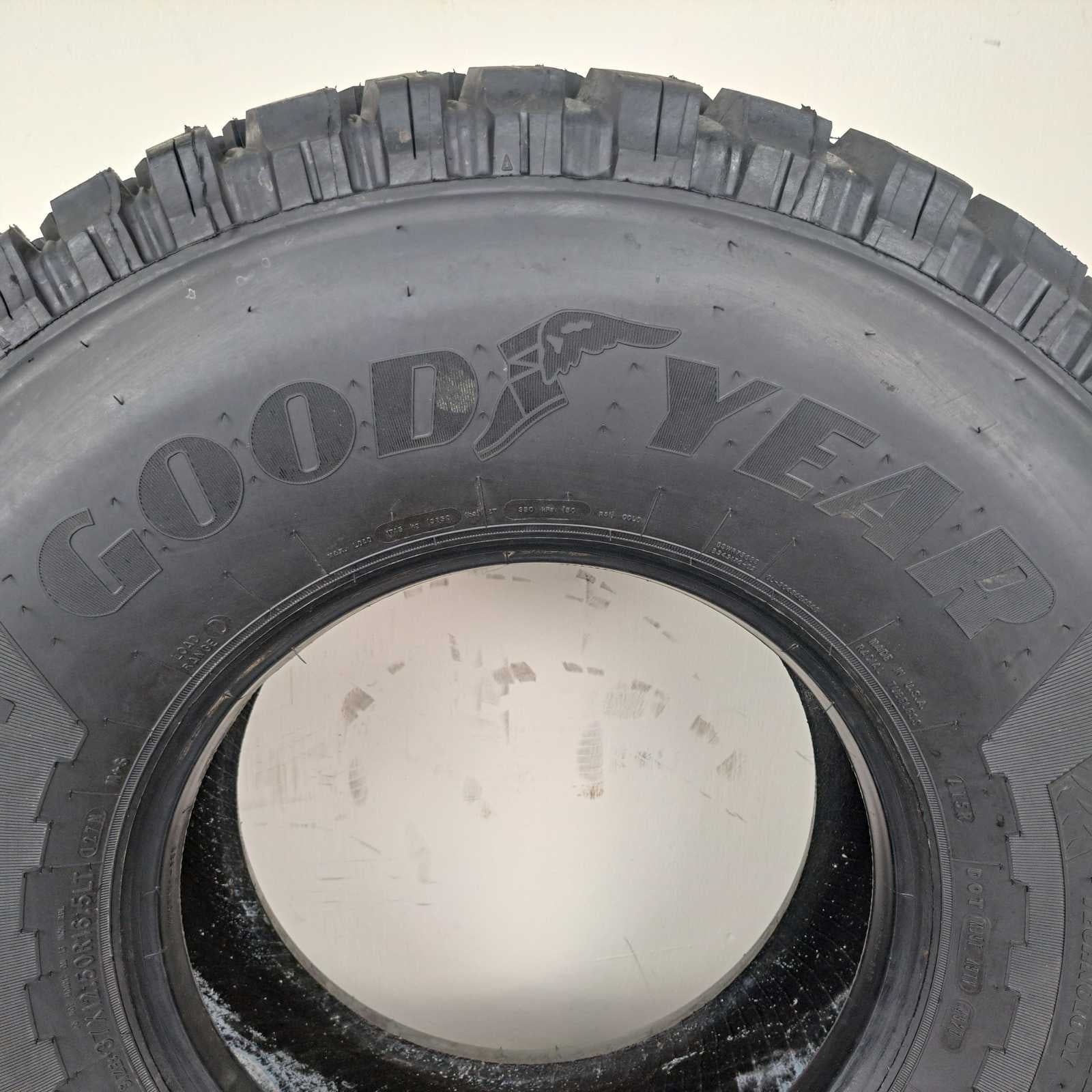 37X12.50R16.50 Goodyear Wrangler enforcer MT new