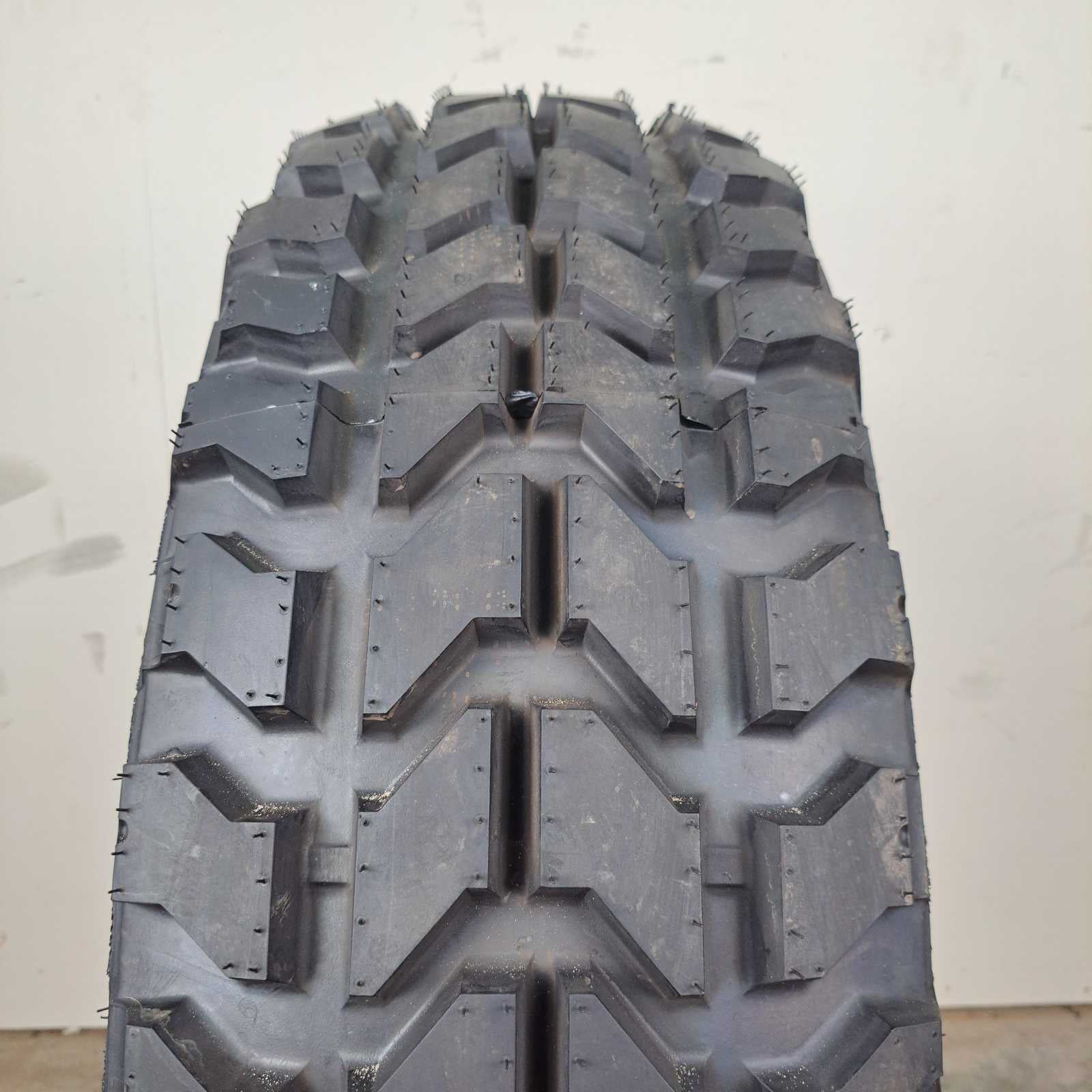 37X12.50R16.50 Goodyear Wrangler MT NEW