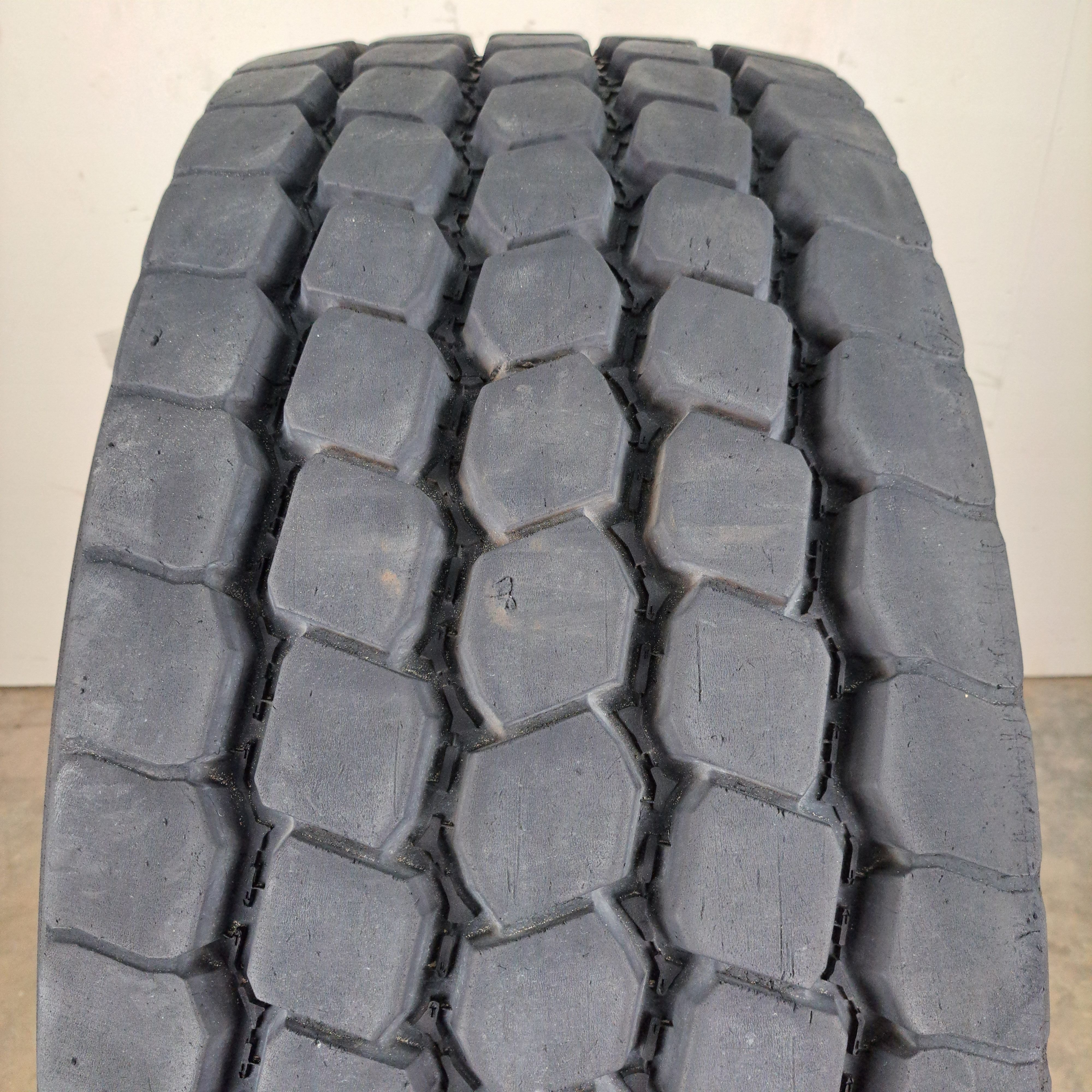 445/65R22.5 Goodyear G296 MSA Used