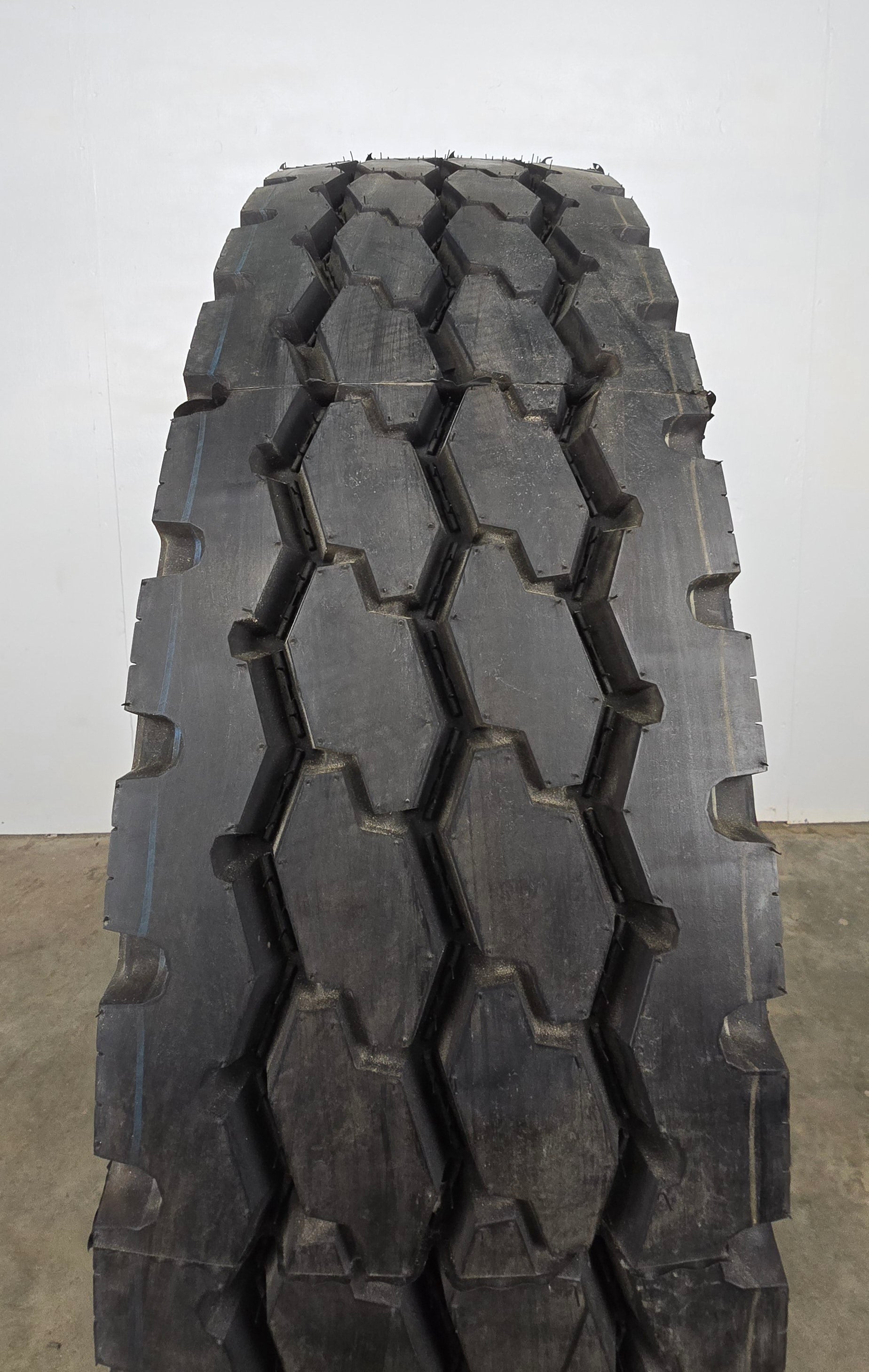 315/80R22.5 Double Coin RR706