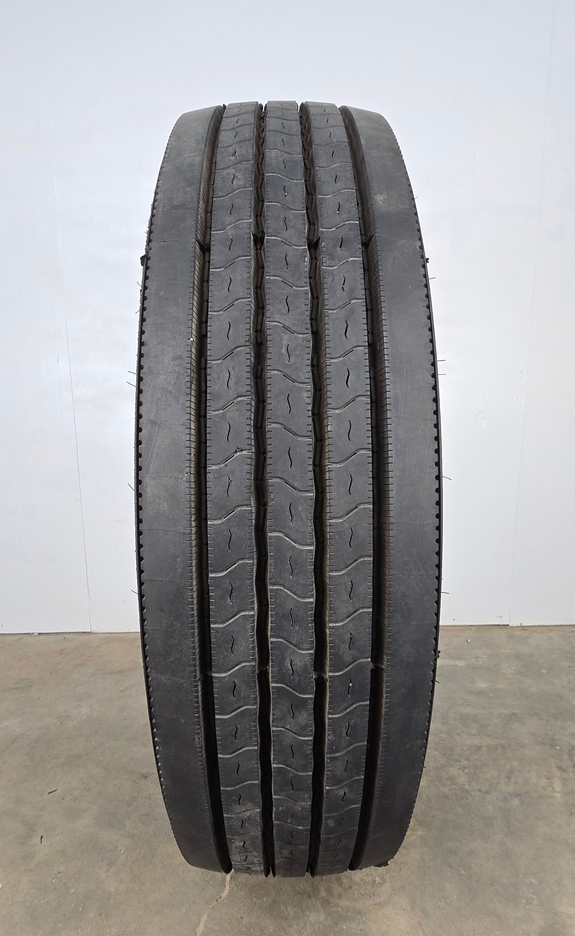11R22.5 Goodyear Marathon LHS Used