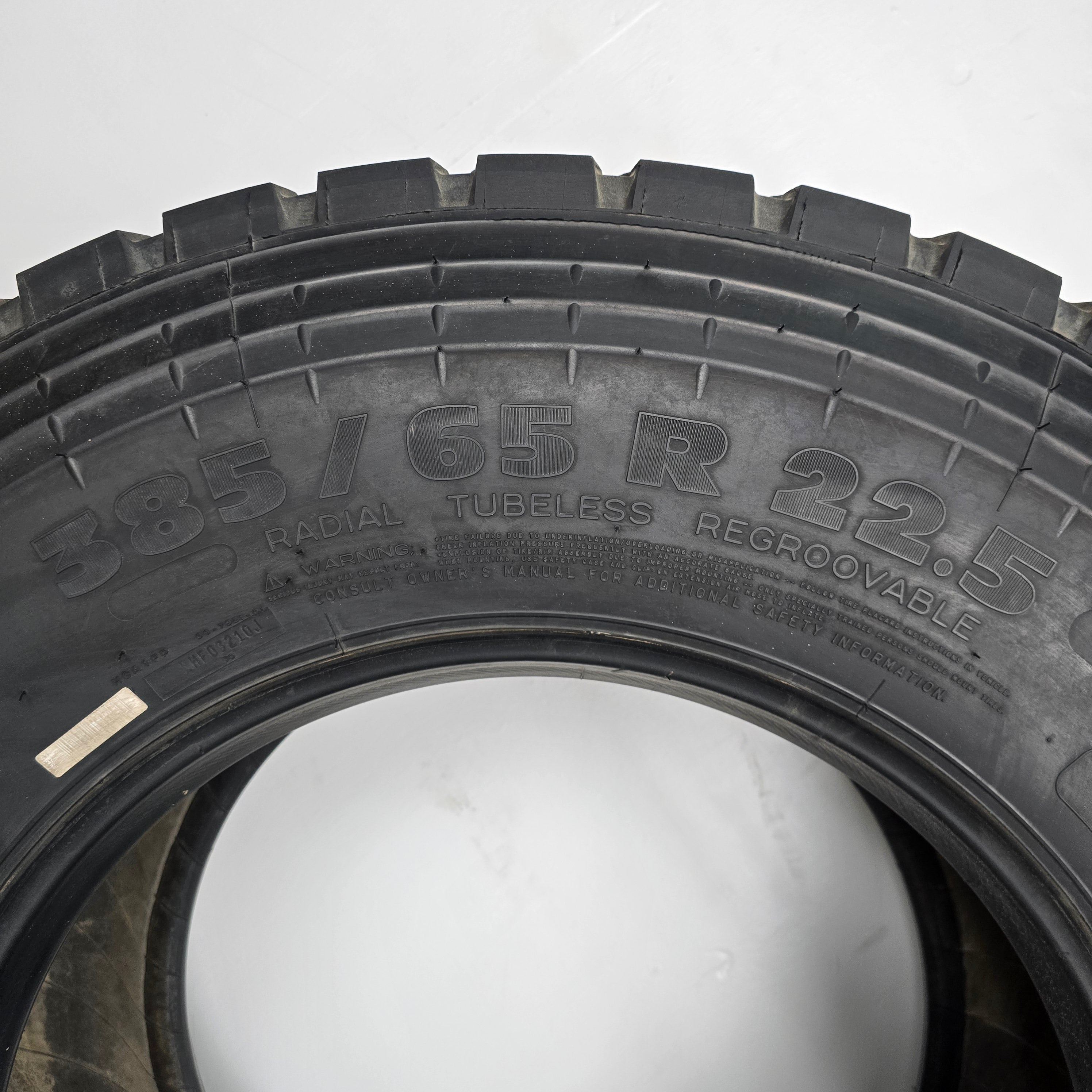385/65R22.5 Michelin XZY3 Commercial Truck Tire Used