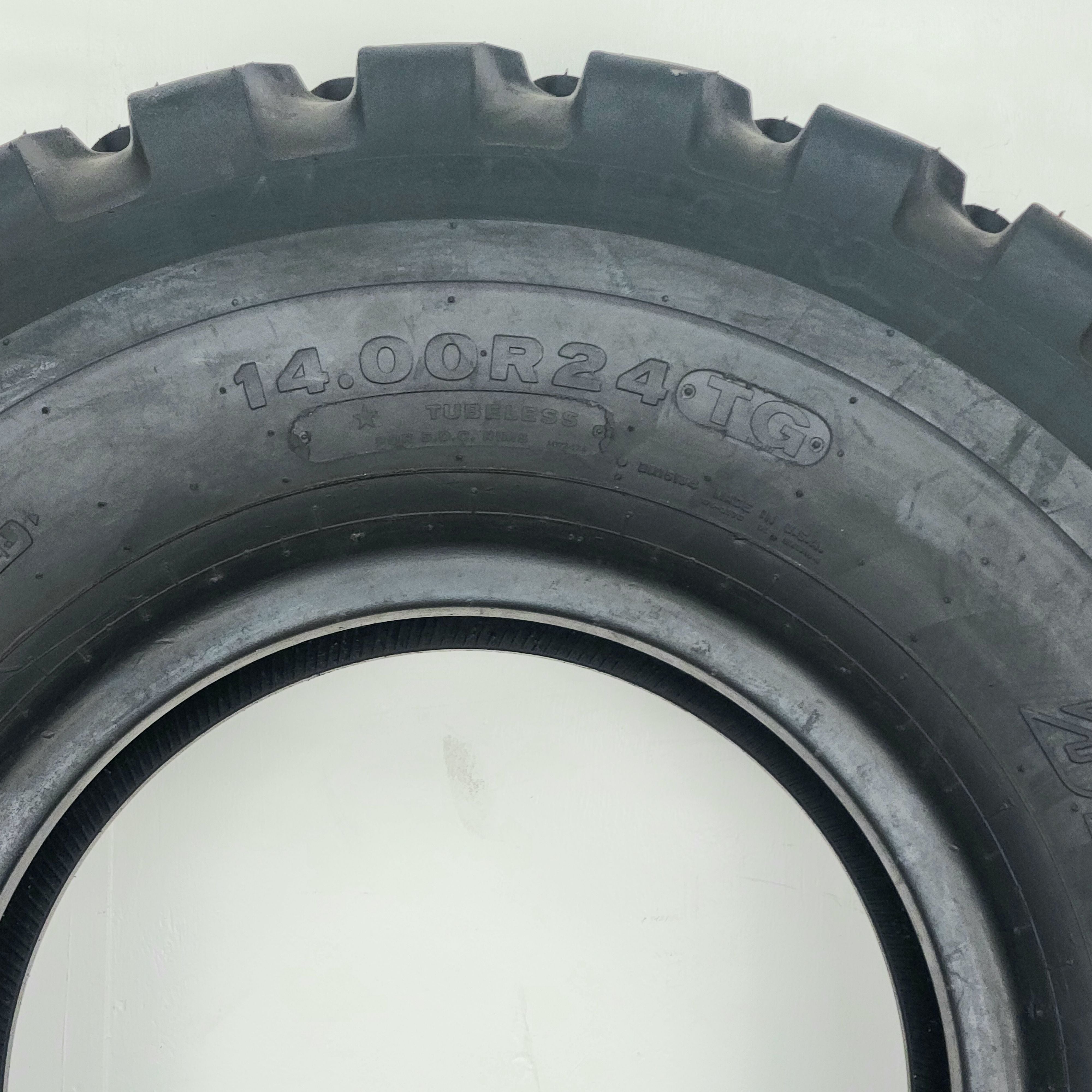14.00R24 Bridgestone V-Steel Ultra Traction