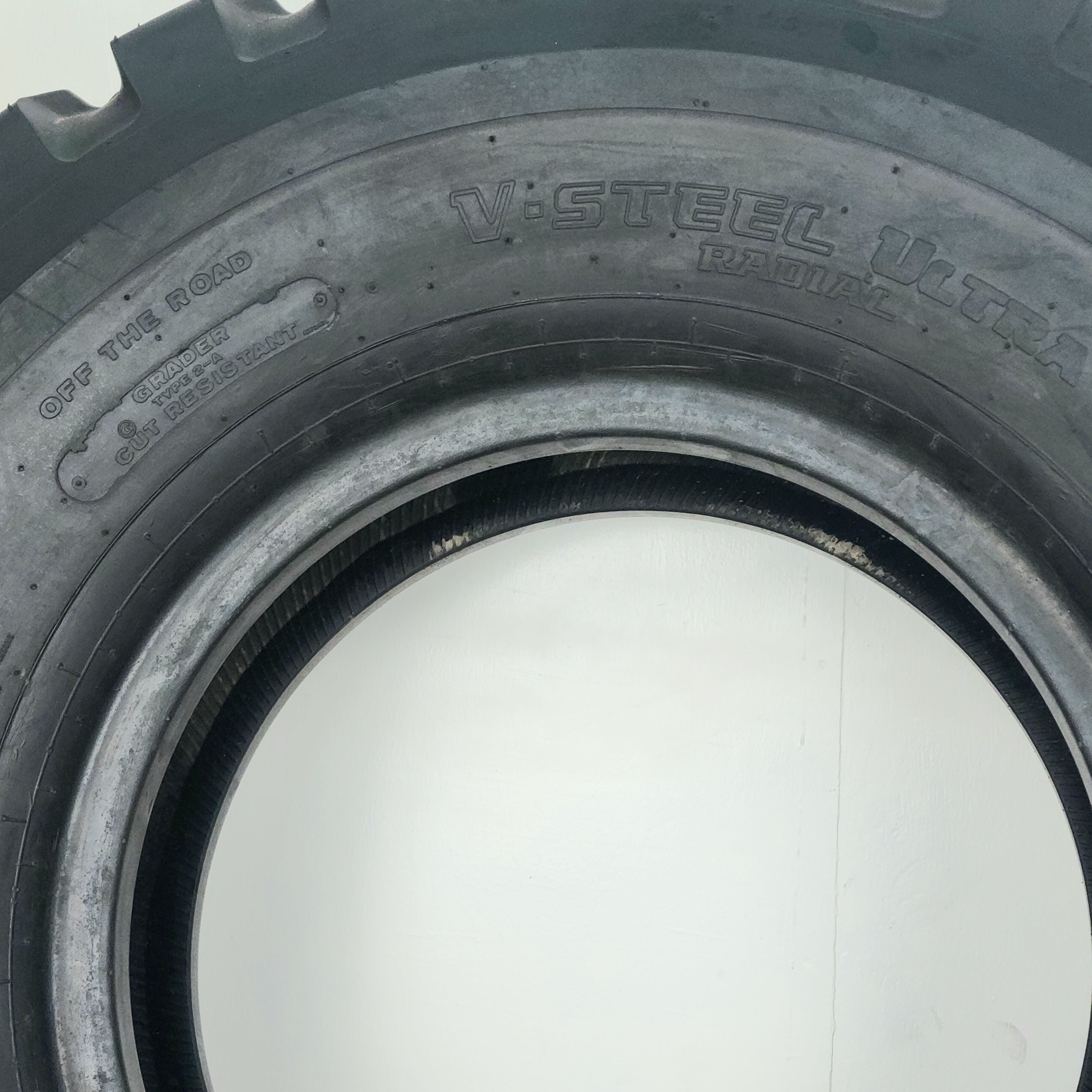14.00R24 Bridgestone V-Steel Ultra Traction