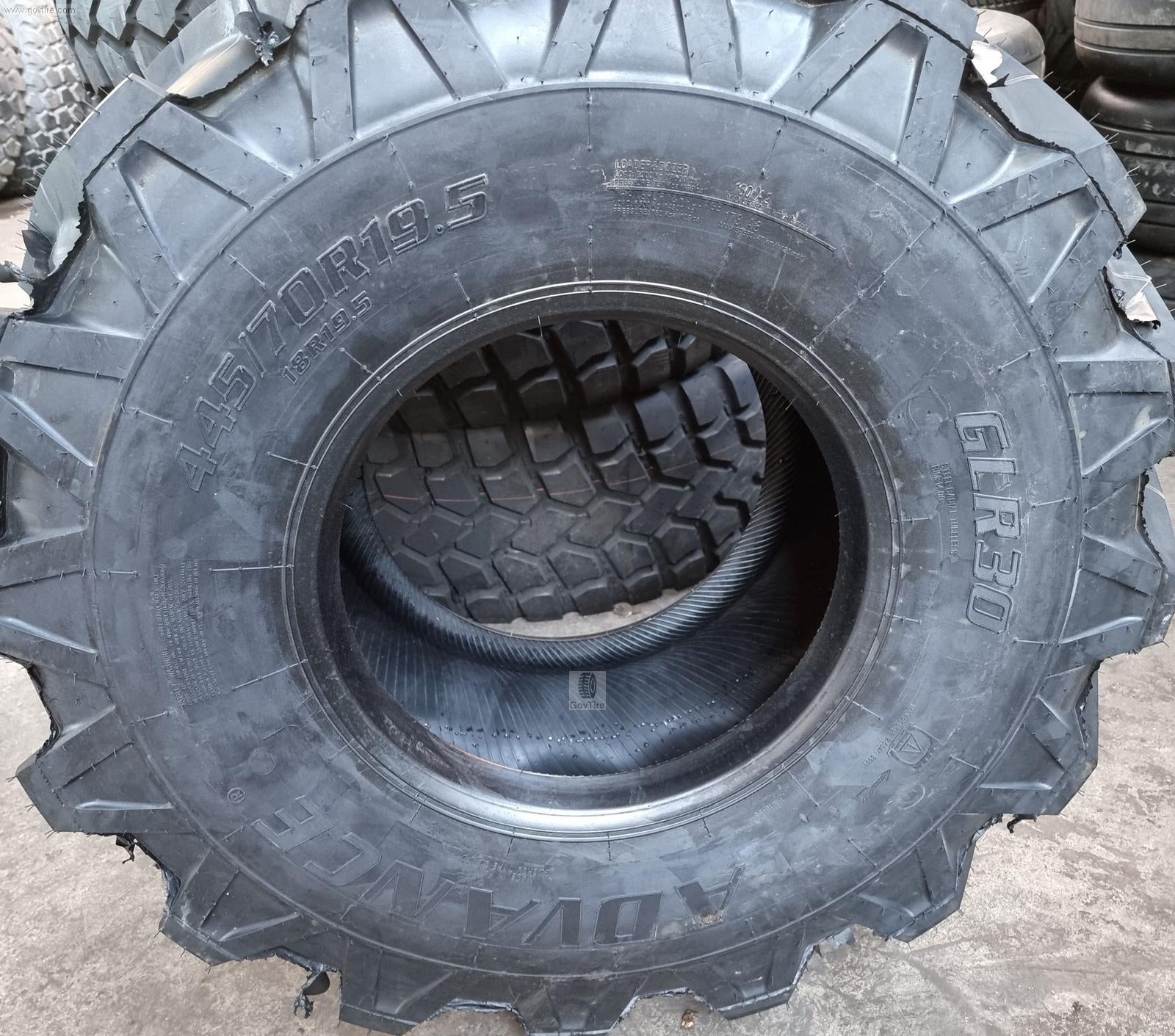 445/70r19.5 (18R19.5) Advance GLR30