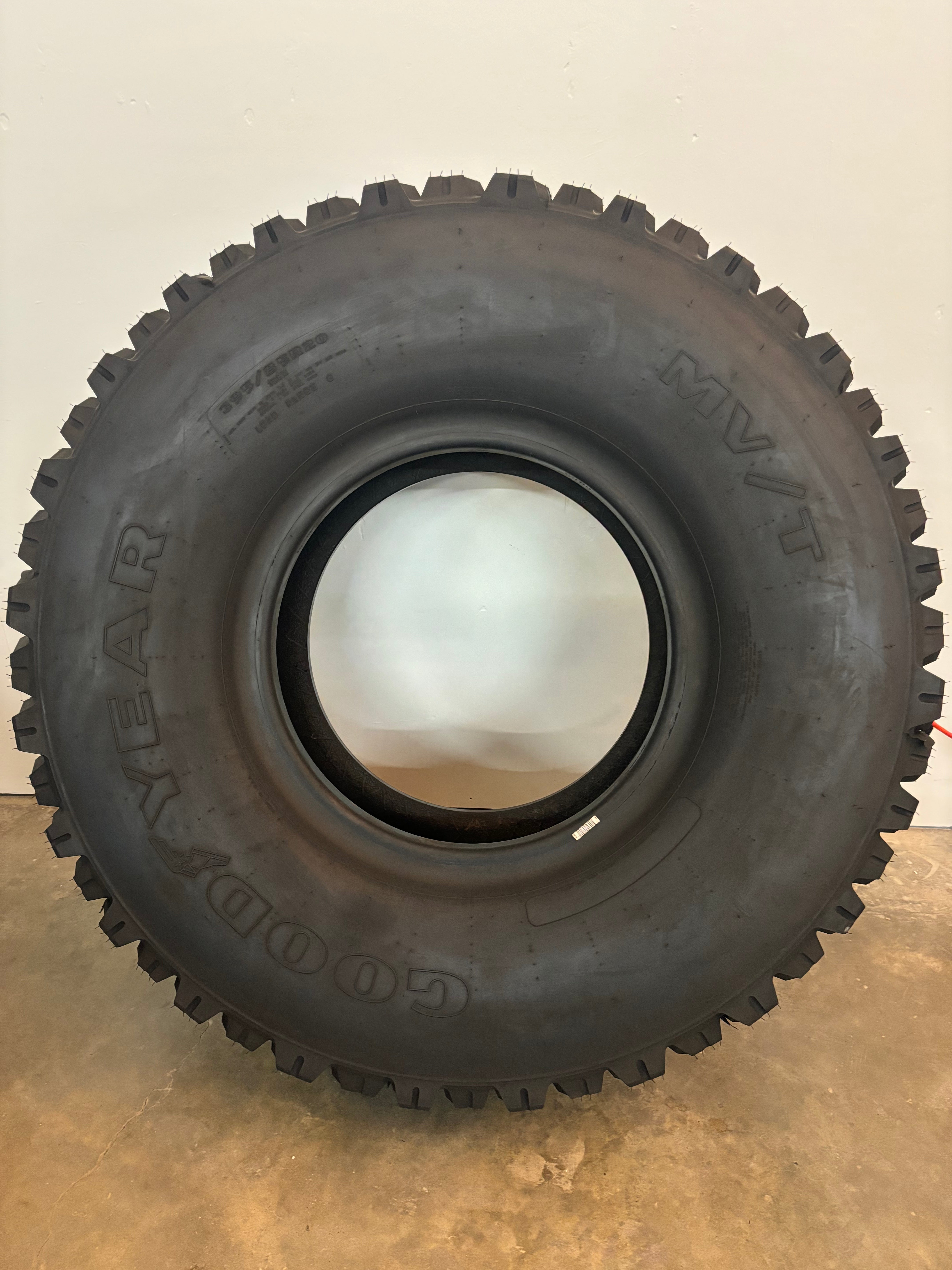 395/85R20 GoodYear MV/T