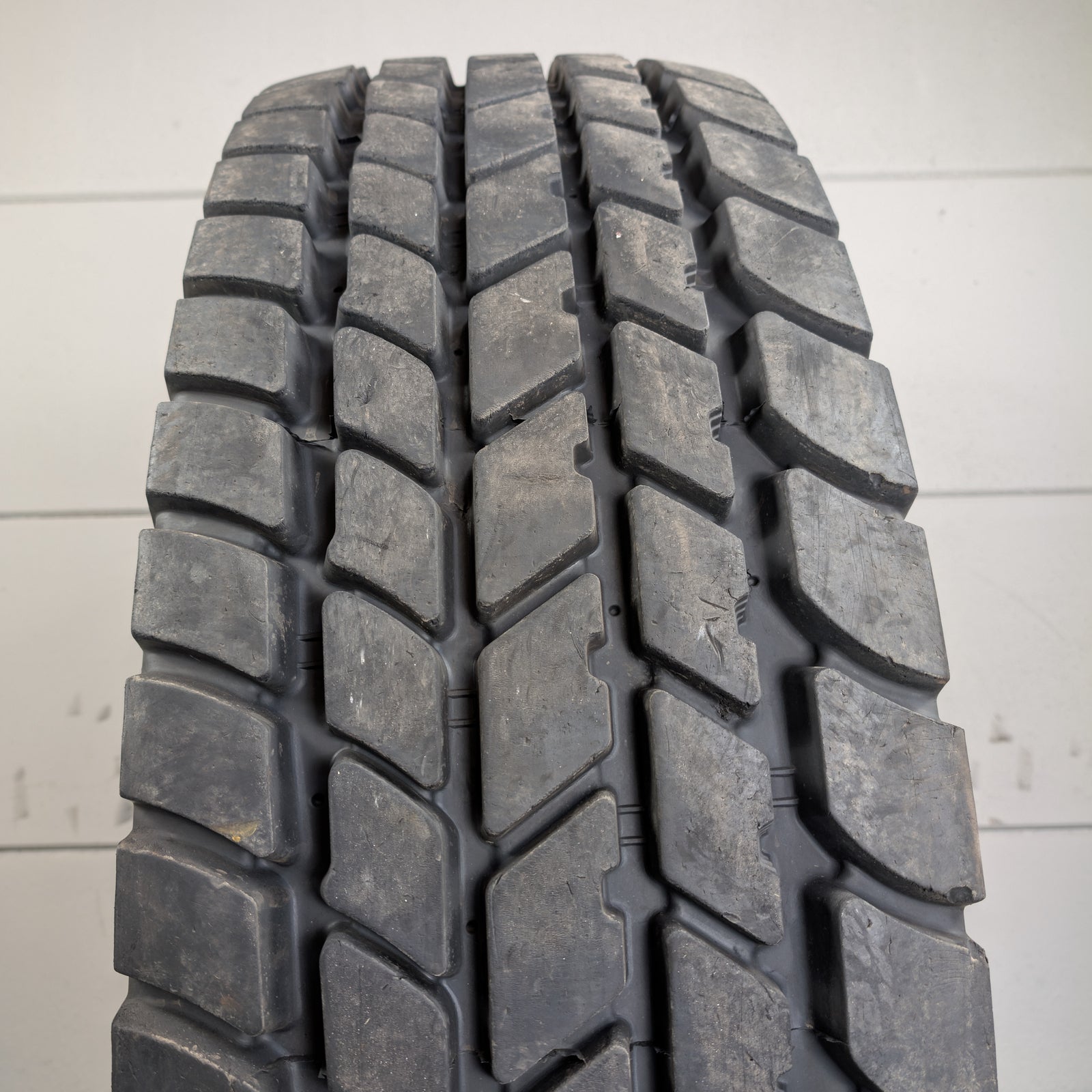 4/27.28.30 つる様 445/95R25 Michelin X-crane AT 174F used