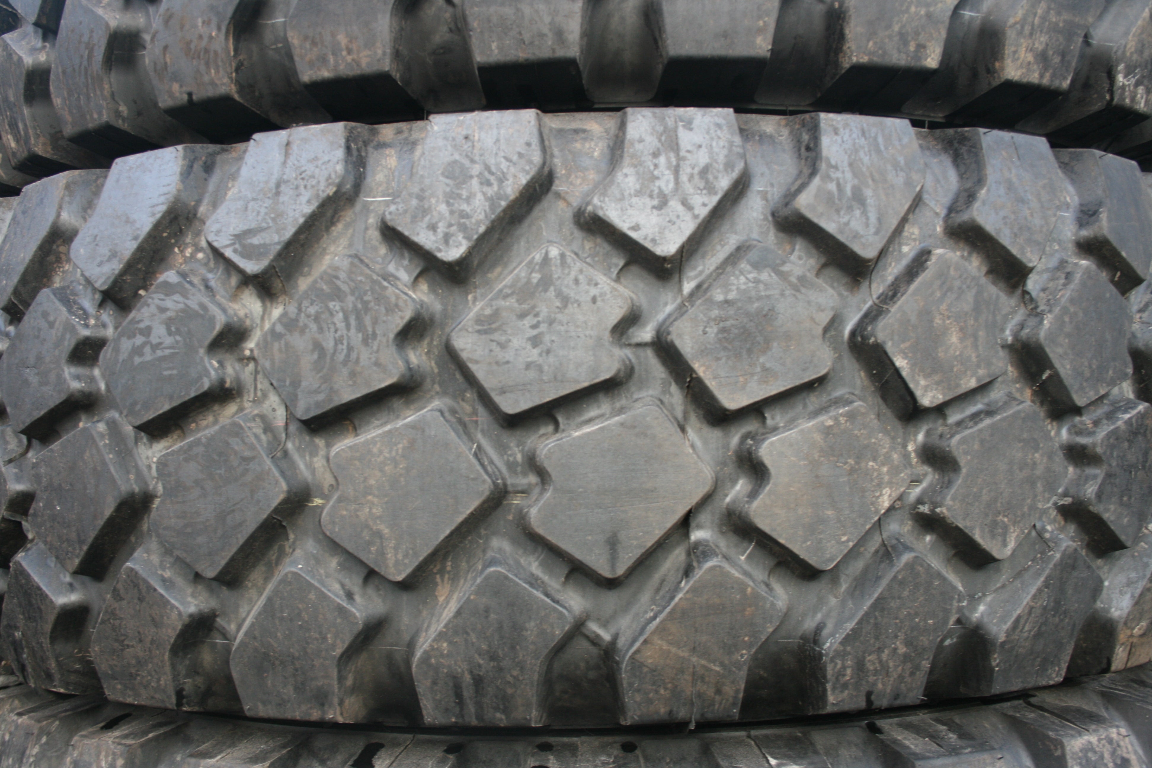 395/85R20 Michelin XZL Used